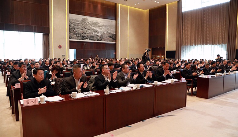 陕西PariMatch拼搏集团2018年工作会议暨一届二次职代会隆沉召开 陕西PariMatch拼搏集团2018年工作会议暨一届二次职代会隆沉召开